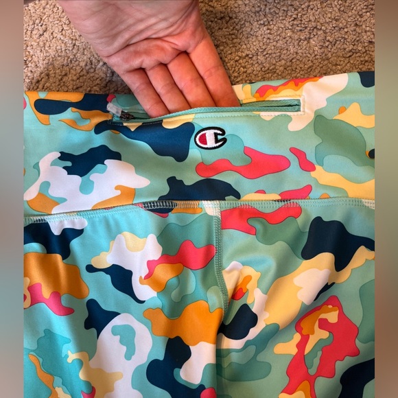 CHAMPION AUTHENTIC ATHLETICWEAR MULTI COLOR CAMOUFLAGE CAMO LEGGINGS - Picture 13 of 13